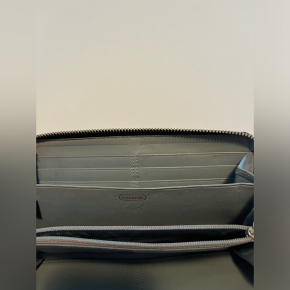 Coach wallet - Picture 10 of 15